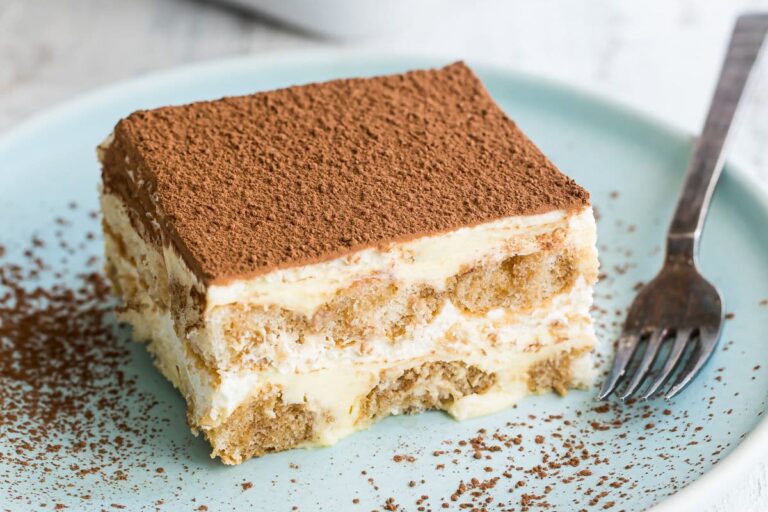 Tiramisu: Hidangan Penutup yang Populer di Kalangan Anak Muda
